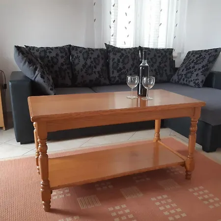 Jurkovic Apartment Grebastica