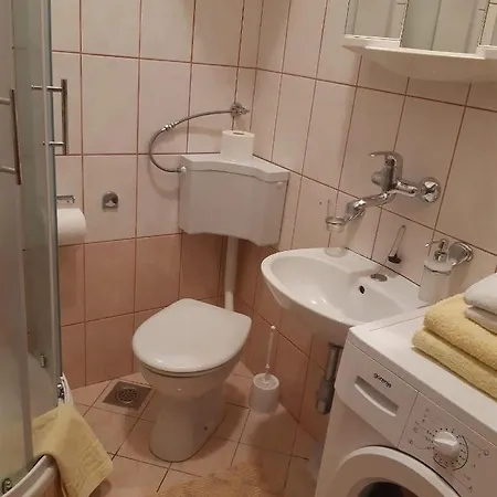 Jurkovic Apartment Grebastica